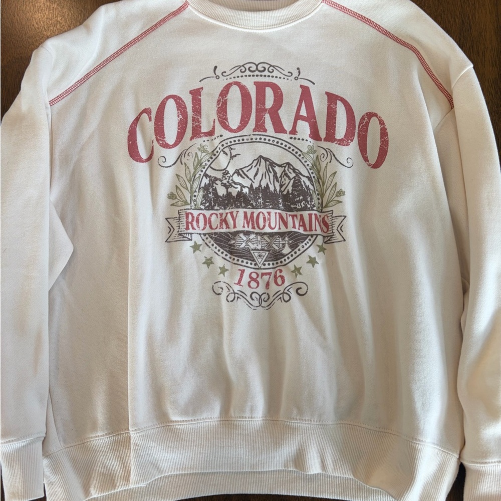 Forever 21 White and Red Colorado Sweater
